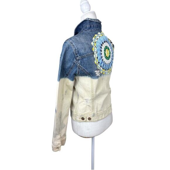 Gap Jacket Womens Size M Blue Ombre Crochet Boho Distressed Upcycled Trucker - Picture 6 of 14
